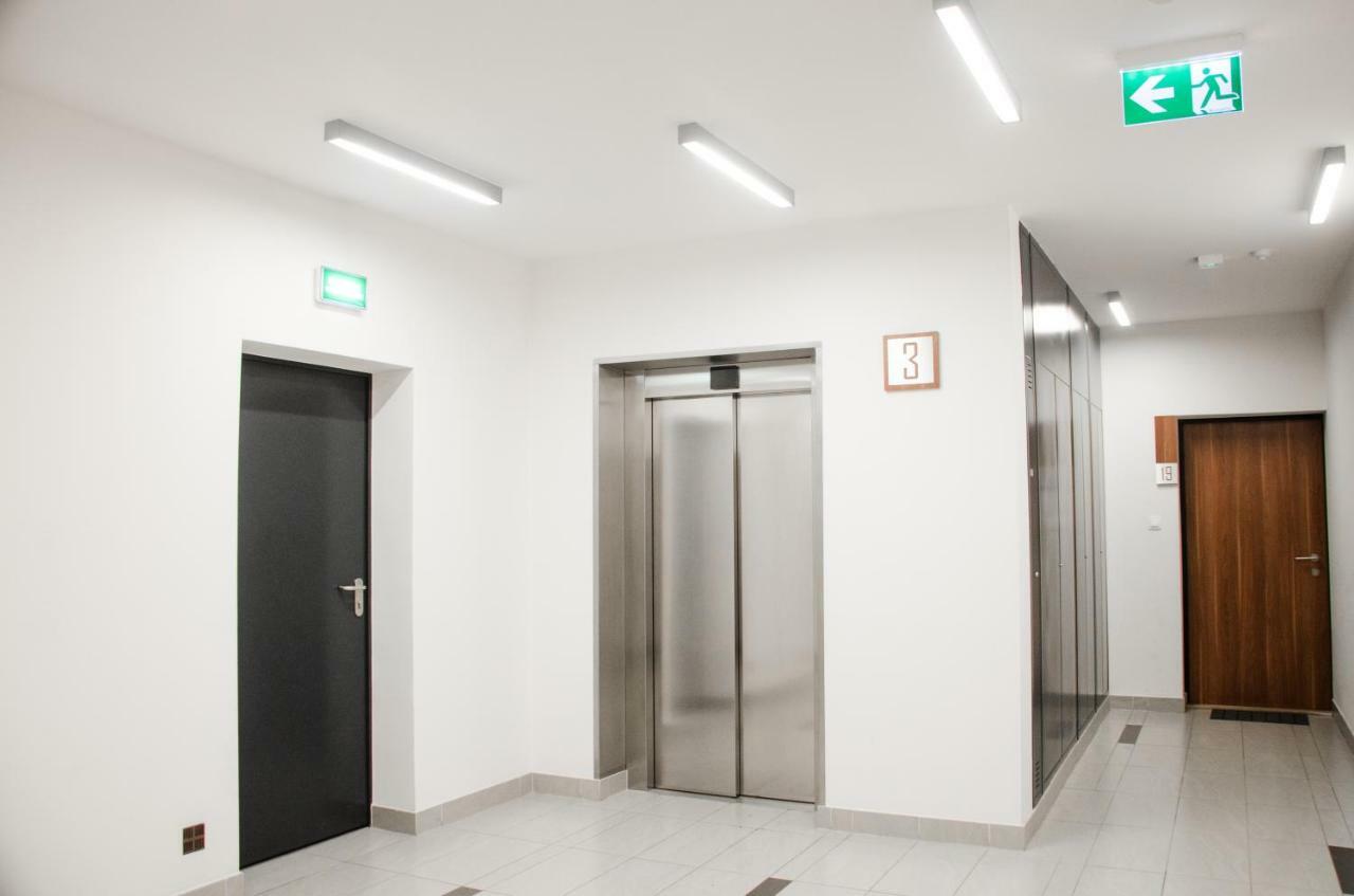 Apartament Expo Brylowska Warsaw Luaran gambar